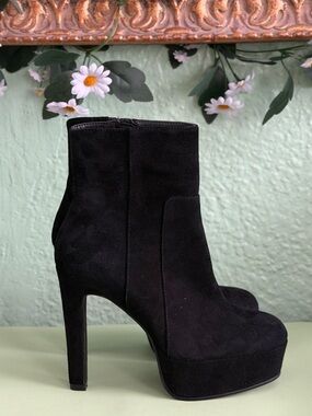 NWOB Stuart Weitzman Avenue 130 Suede Platform Zip Booties sz 36.5 6